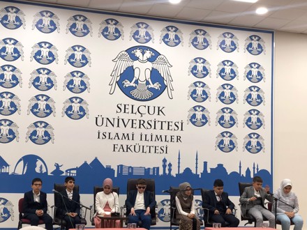 Hakikati gören görme engelli imam hatip öğrencileri ile Mevlid-i Nebi kutlaması gerçekleştirildi.